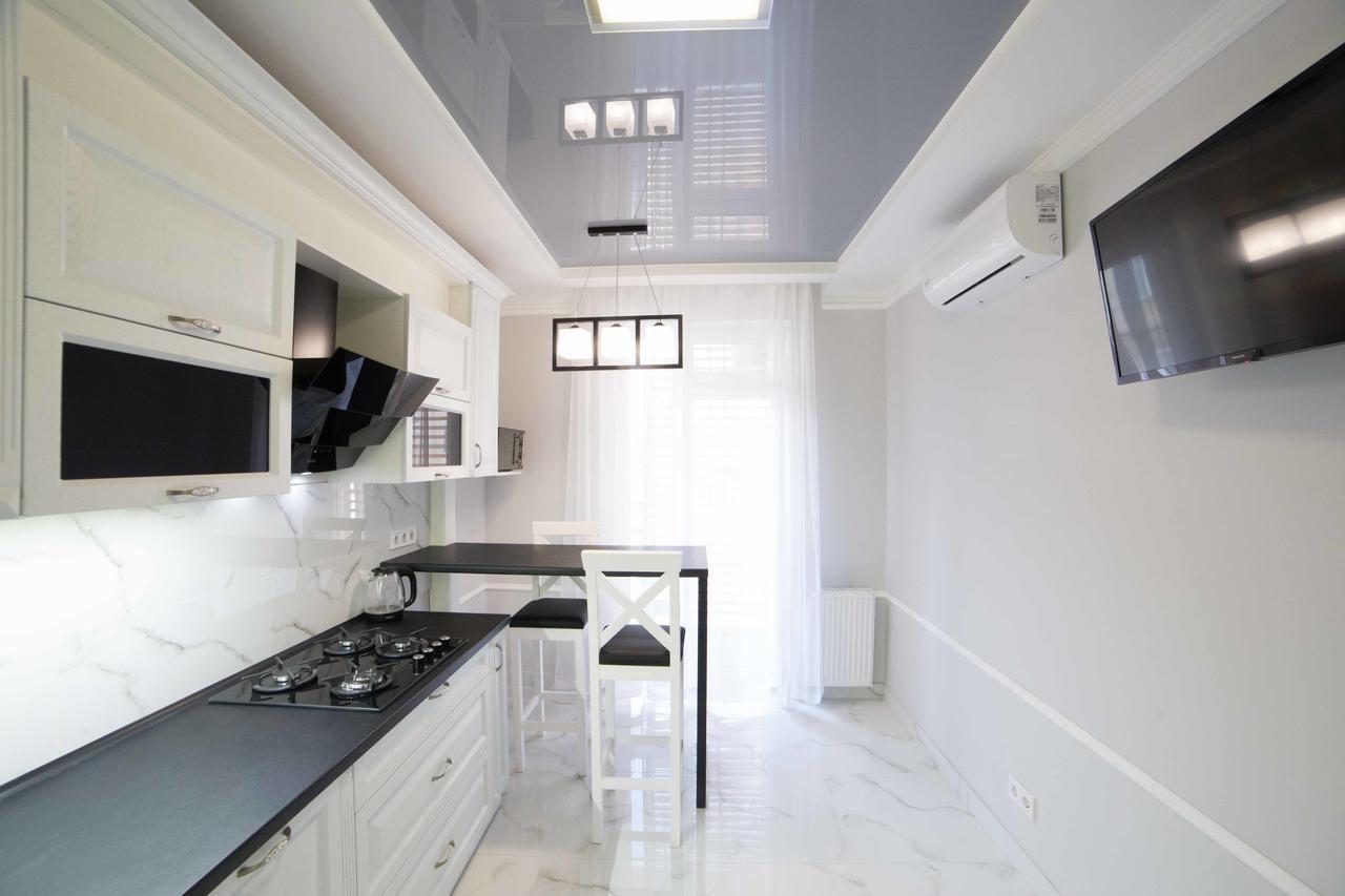 Leogrand Apartments On Kulisha 36 Лвив Екстериор снимка