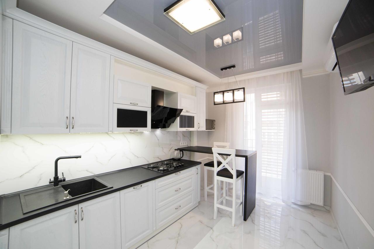 Leogrand Apartments On Kulisha 36 Лвив Екстериор снимка